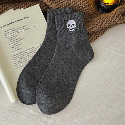 🎁 HALLOWEEN GIFT SALE | 5-Pair Cute Spooky Embroidered Socks