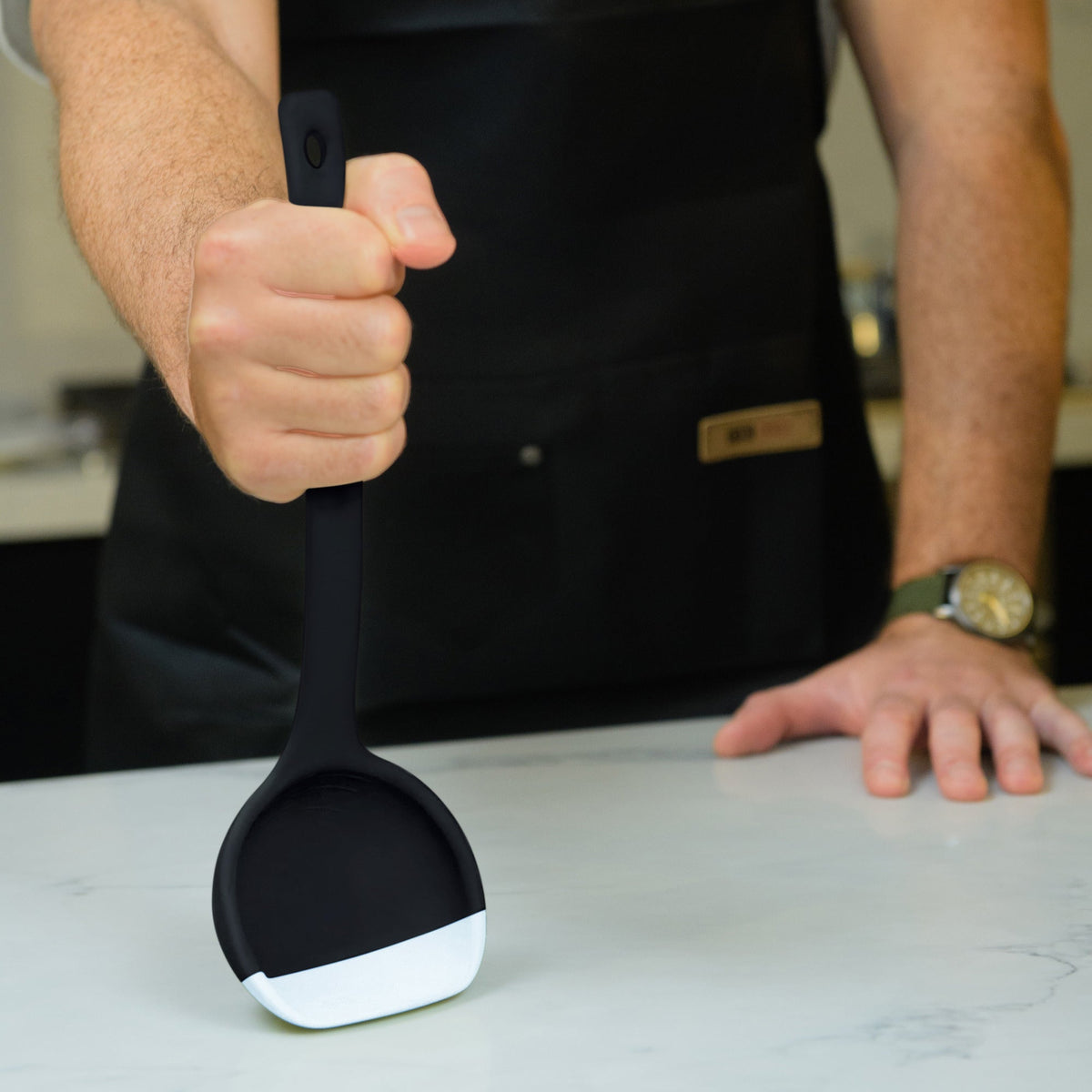 🥄 ScoopScrape™ 2-in-1 Flexible Kitchen Scoop & Scraper