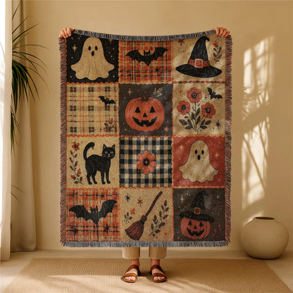 🎃 Vintage Halloween Patchwork Throw Blanket – Cozy Fall Home Decor