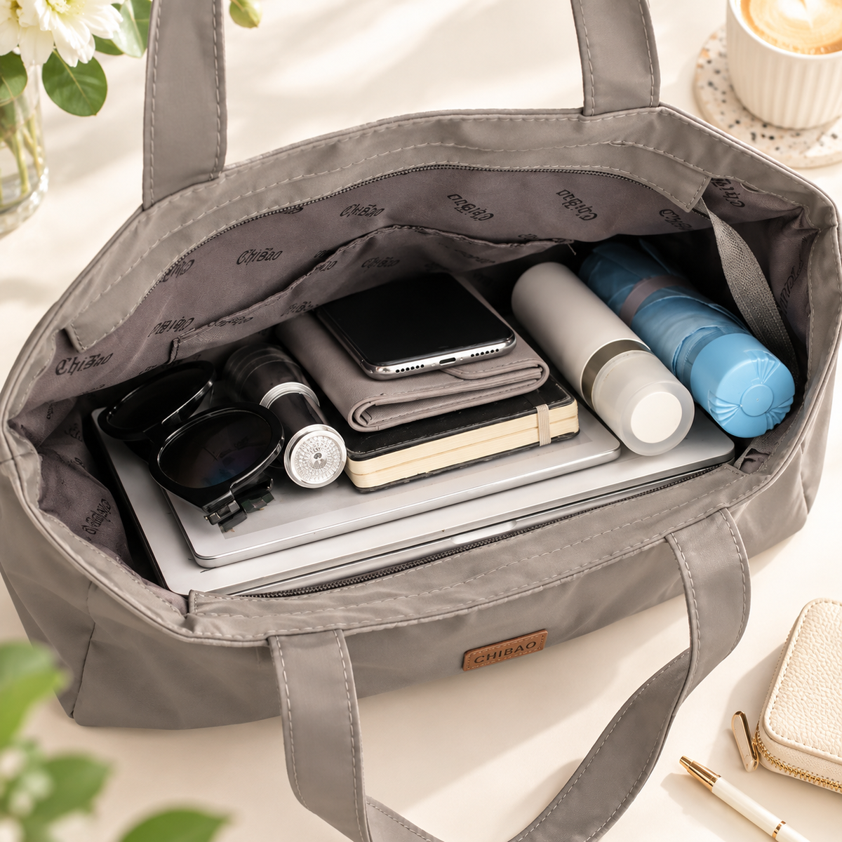 👜 A Clean, Spacious Everyday Tote That Keeps Your Essentials Organized Wherever You Go ✨