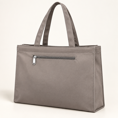 👜 A Clean, Spacious Everyday Tote That Keeps Your Essentials Organized Wherever You Go ✨