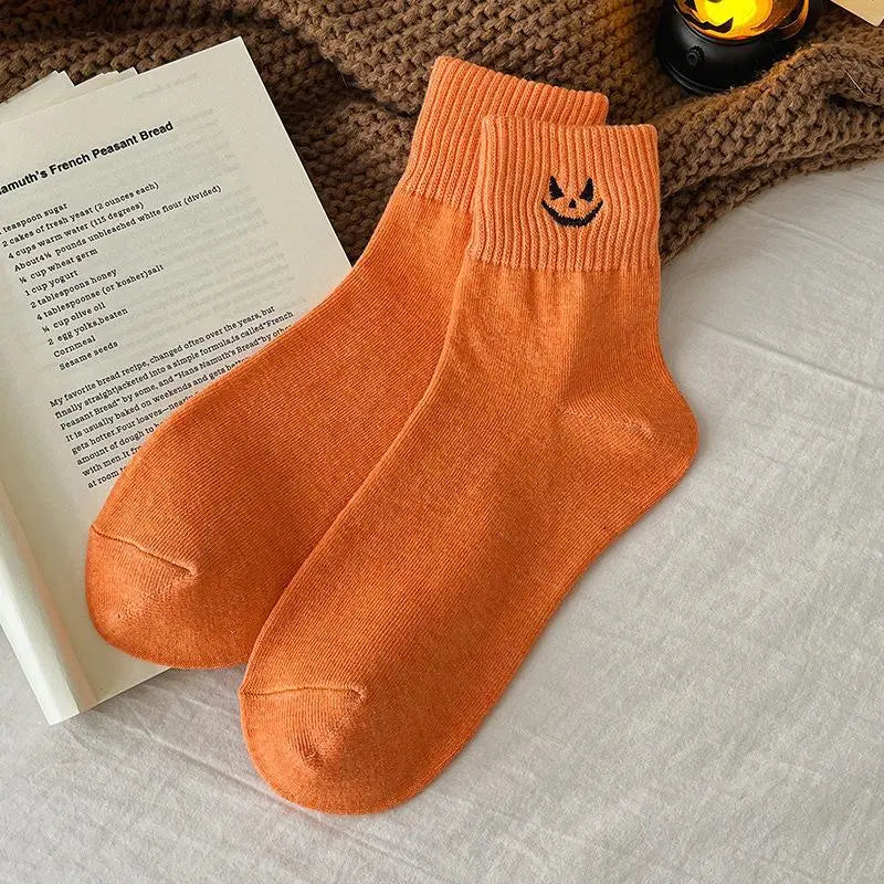 🎁 HALLOWEEN GIFT SALE | 5-Pair Cute Spooky Embroidered Socks