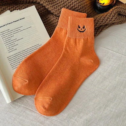 🎁 HALLOWEEN GIFT SALE | 5-Pair Cute Spooky Embroidered Socks