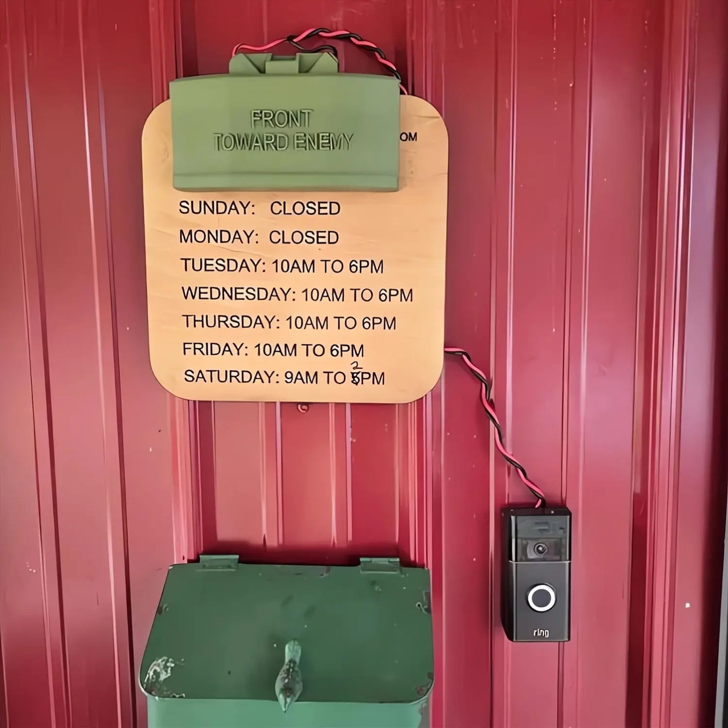 Classic Military Theme Plastic Door Sign Kit, Wired Doorbell Cover Prank, Safe Home Decor, Easy Installation, Halloween Christmas Gift