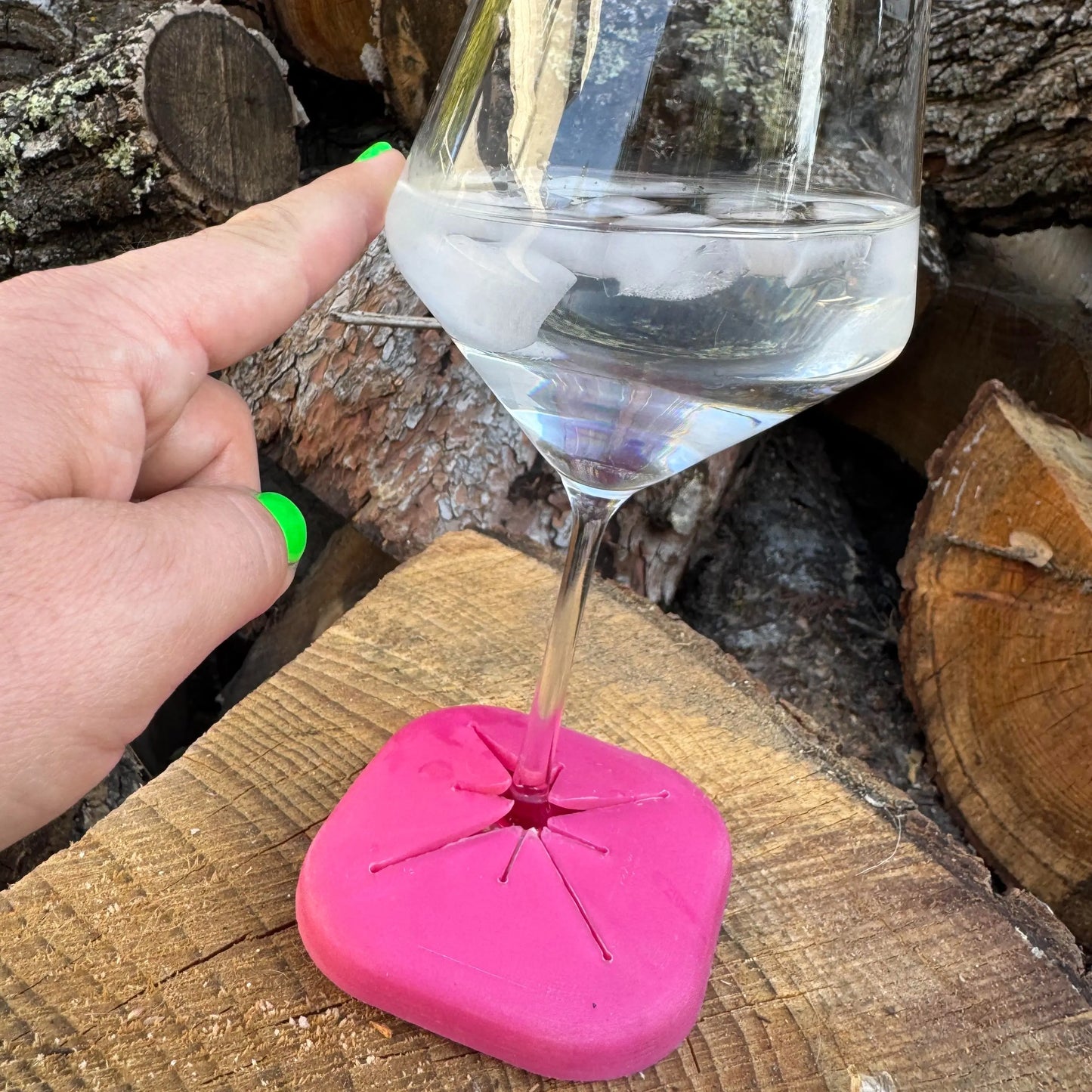 🥤 Stabilizing Silicone Grip Coaster – Less Spills, More Stability
